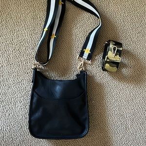 ah dorned black bag